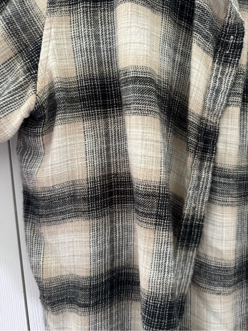 American Eagle Oversized Flannel - Picture 3 of 4